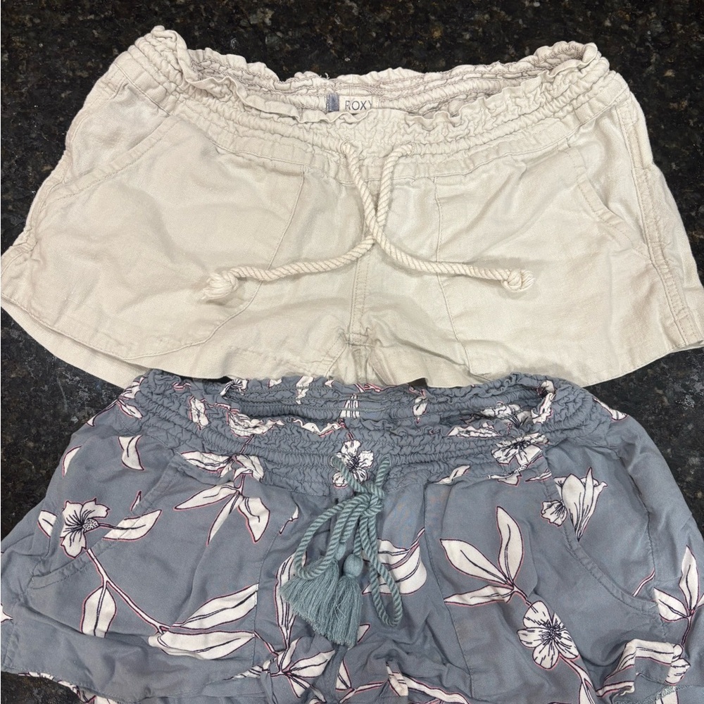 Roxy Cream and Gray/Sage Floral Women's Shorts pair